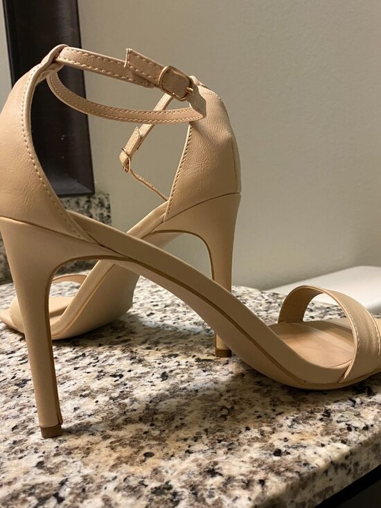 Journee Collection Shoes - Journee Collection Womens Tru Comfort Foam Everton Pump Nude - Size 12 Womens US